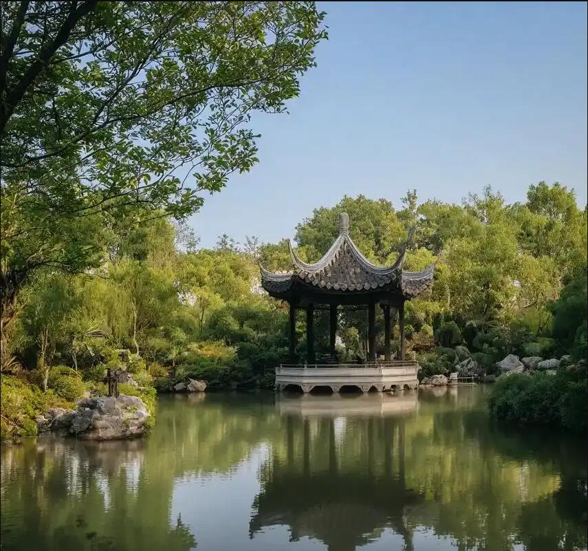 德清县夏彤餐饮有限公司